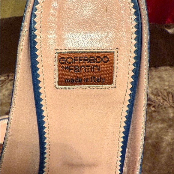 Stylish Blue and Green Mules with Bow Accent - Picture 2 of 4